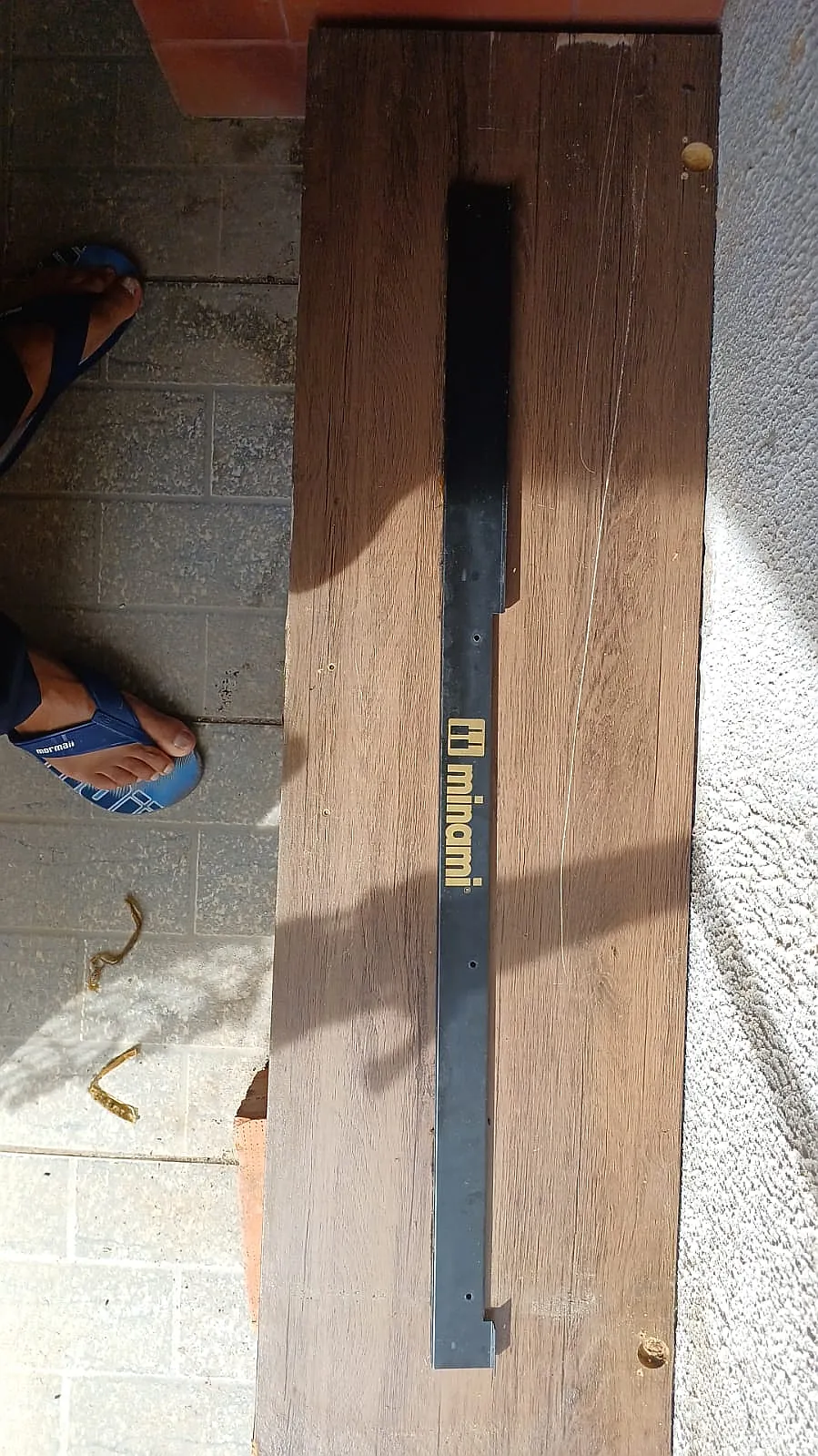 Detalhe de Suporte Metalico Do Teclado Superior Orgao Eletronico Minami Me 7100